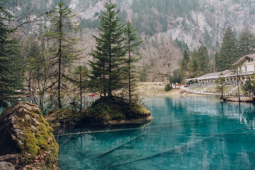 Blausee (Blue Lake), Kandergrund, Bernese Oberland, Switzerland